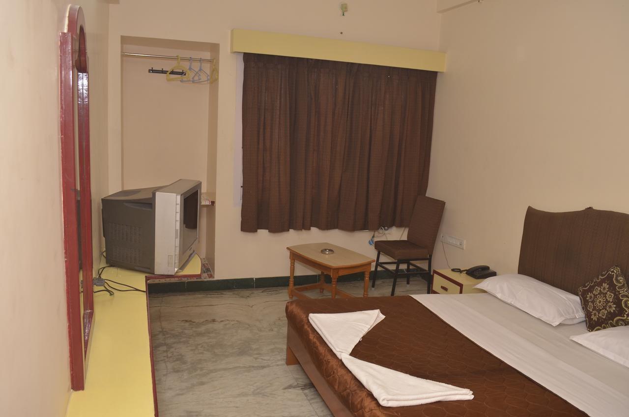 Hotel Sky Park Dindigul Dış mekan fotoğraf